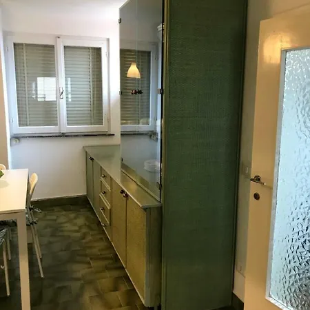 La Mansarda Apartment *